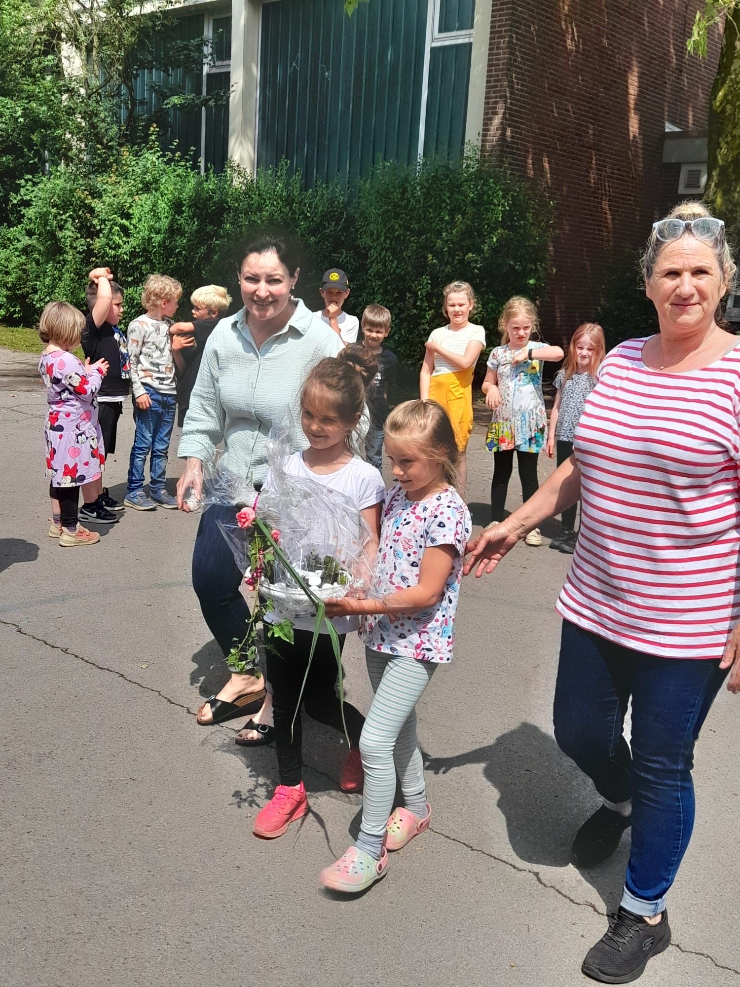 9acb56e2 6f27 4672 aff5 2ff4041e4158