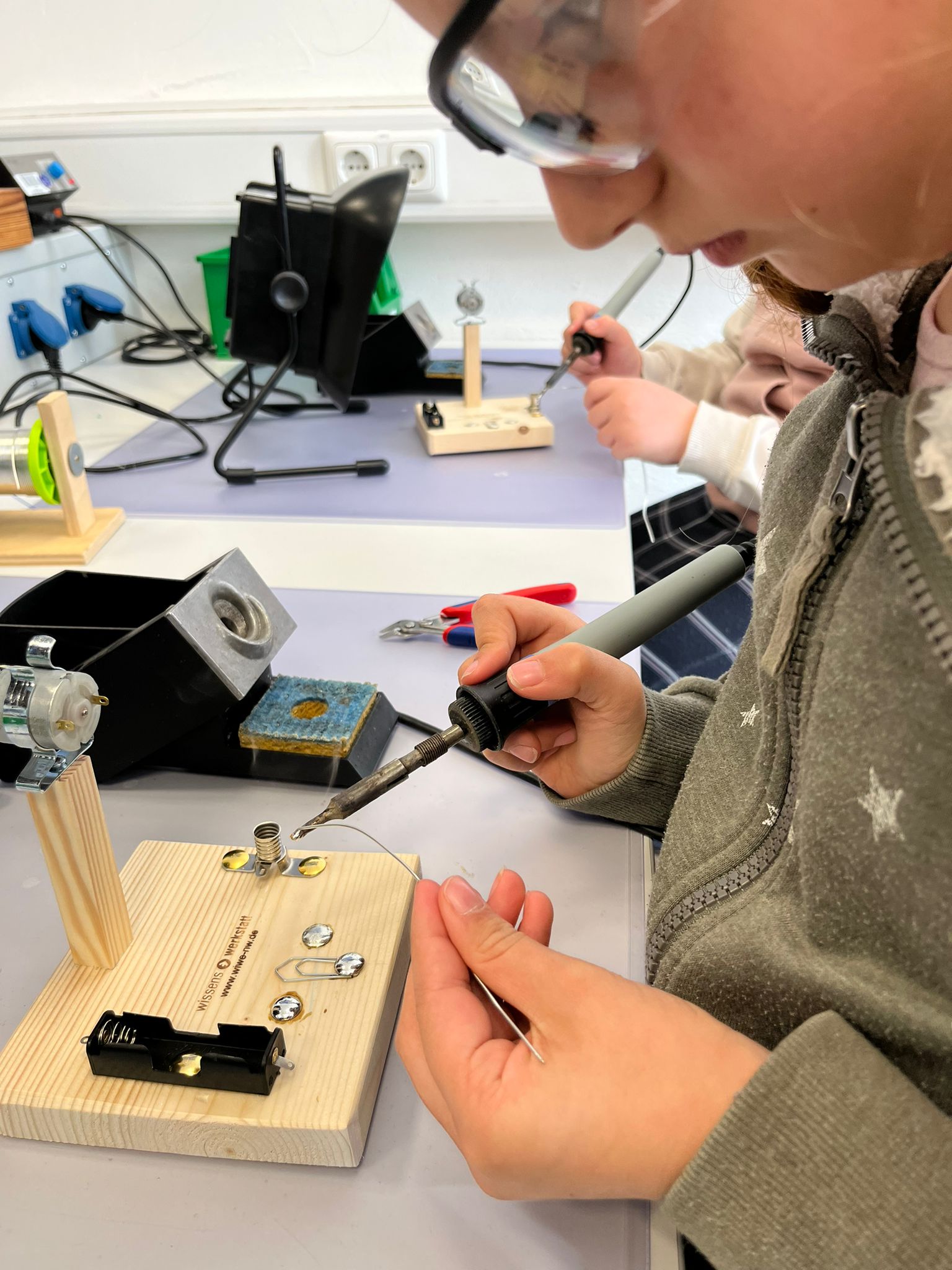 65b6e424 0a2a 4f9b a528 f3f6aa517010